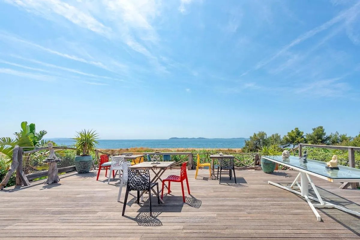 Villa 3 Chambres, Vue Mer, Premiere Ligne, Piscine, Plage A Pieds Hyères