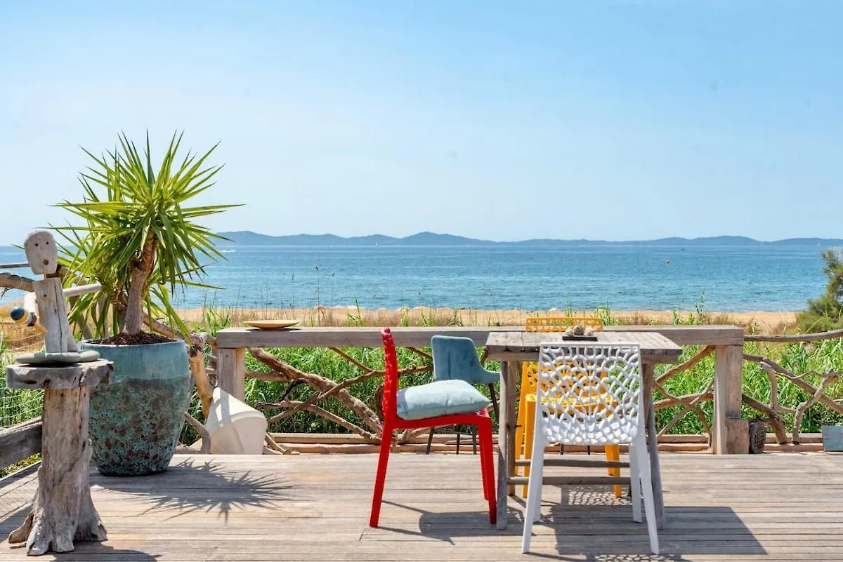 Villa 3 Chambres, Vue Mer, Premiere Ligne, Piscine, Plage A Pieds Hyeres
